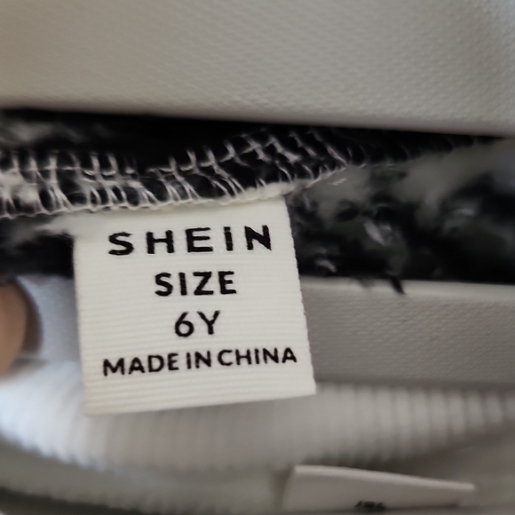 SHEIN Black and White Kids Matching Set - Picture 2 of 5